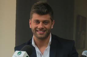 ربيع بارود أثناء تكريمه 