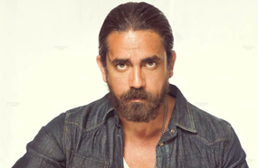 أمير كرارة أو &quot;سيد بوخارست&quot; في مسلسل &quot;حواري بوخارست&quot;