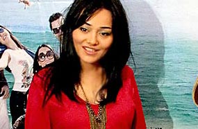 الفنانة راندا البحيري في العرض الخاص لفيلم ولد وبنت