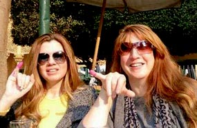 رانيا فريد شوقي تصوت بنعم على الدستور