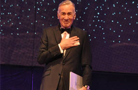 عزت أبو عوف