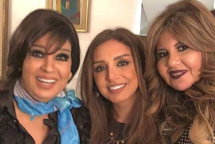 بوسي شلبي وأنغام وفيفي عبده‎.