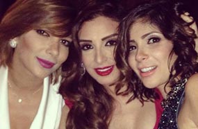 أنغام تتوسط أصالة ومنى زكي