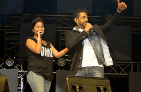 شيرين تغني مع حماقي &quot;من قلبي بغني&quot;