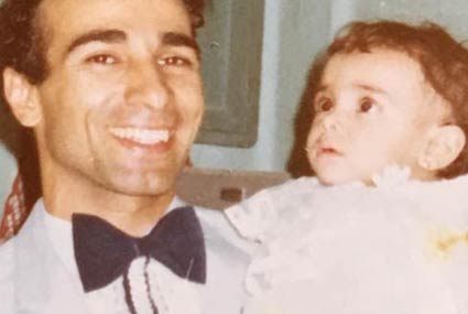 ميرهان حسين‎ برفقة والدها 