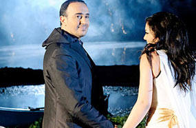 الفنان التونسي صابر الرباعي في كليبه الأخير واحشني جدا