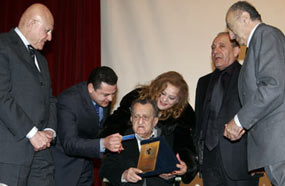 شهد الحفل تكريم رموز الفن اللبنانيين