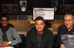 عمرو دياب يتوسط سالم الهندي ورابح صقر