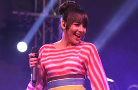 ساندي تألقت في دبي