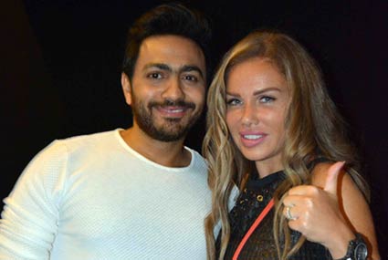 نيكول سابا وتامر حسني اجتمعا سويا في  مسلسل "فرق توقيت" الذي عُرض في رمضان 2014