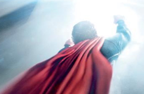 الملصق الدعائي لفيلم سوبرمان الجديد Man Of Steel