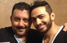 تامر حسني يجدد تعاقده مع نصر محروس