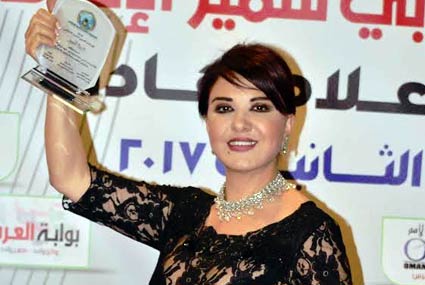 تكريم نجوم الفن ورجال الدولة بمهرجان العربي للتميز الاعلامي 