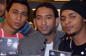 أوكا وشحتة كاريكا وأورتيجا مع ألبوم "بحبك أنت" 