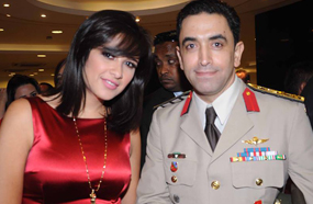 ياسمين عبد العزيز مع المتحدث العسكري 