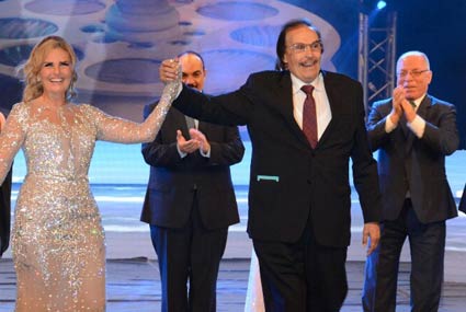 يسرا من المكرمين في هذه الدورة بصحبة عزت العلايلي