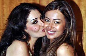 غادة عبد الرازق وابنتها روتانا