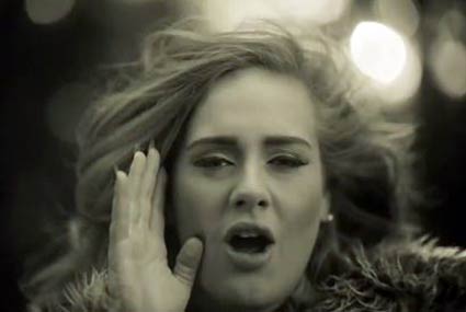 المطربة الإنجليزية أديل