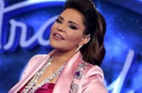 أحلام ومجوهراتها