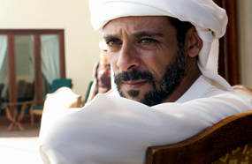 الممثل السوداني الأصل ألكسندر صديق