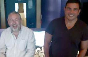 عمرو دياب في الاستديو منذ قليل