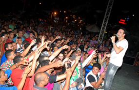 مصطفى قمر يشعل بورتو السخنة