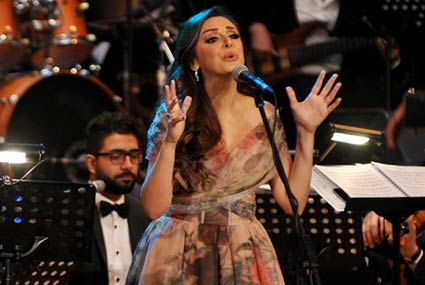 أنغام‎ في حفل جامعة مصر