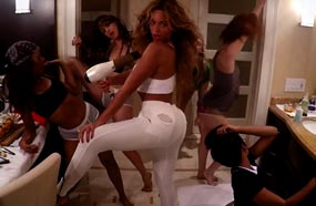 بيونسيه في لقطة من فيديو كليب &quot;7/11&quot;