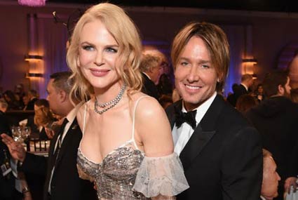 نيكول كيدمان ولقطة رومانسية برفقة زوجها كيث اوربان 