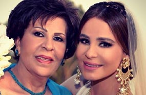 كارول سماحة ووالدتها