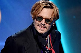 هل كان جوني ديب مخمورا على المسرح؟