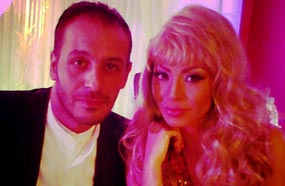 دوللي شاهين وزوجها