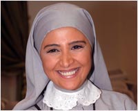 حنان ترك في دور الأخت تريزا