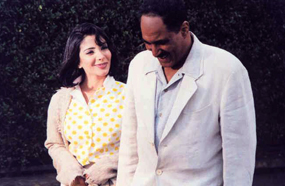 منى زكي مع الراحل أحمد زكي