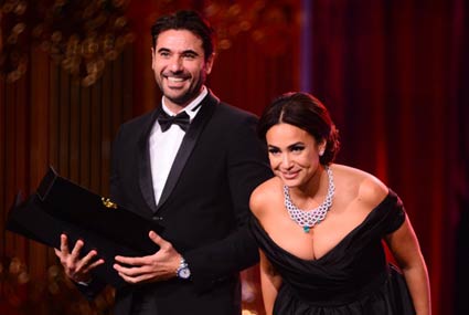 هند صبري وأحمد عز ولقاء ثاني بعد فيلم "مذكرات مراهقة"