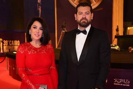 عمرو يوسف وكندة