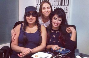 فيفي عبده وسمية الخشاب مع المنتجة مها سليم