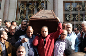 عمار الشريعي لمثواه الأخير