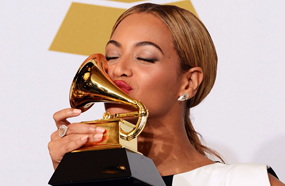 بيونسيه وأفضل أداء R&amp;B  