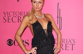 باريس هيلتون