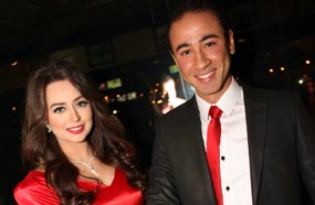 هبة وخطيبها.