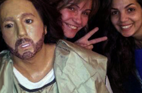 مفاوضات مع محمد منير لتقديم أغنية فيلم "الحرب العالمية ...