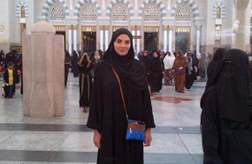 حورية فرغلي تؤدي فريضة الحج