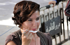 هنا شيحة تكافئ نفسها بأرز بلبن بعد انتهائها من التصويت