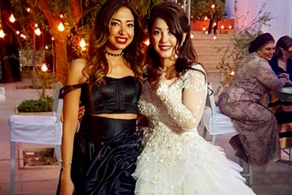 كندة ومنسقة الأزياء مي جلال