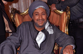 نور الشريف احتفل ببداية تصوير المسلسل بذبح عجل