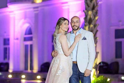 سارة حسن‎ وحطيبها في "كمبنسكي"