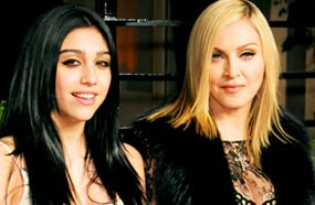 مادونا مع ابنتها لوردس 