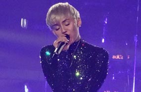 مايلي سايرس