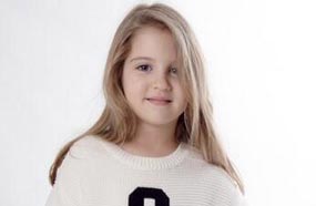 ميلا وإيلا تحتفلان بـ &quot;N#8 &quot;